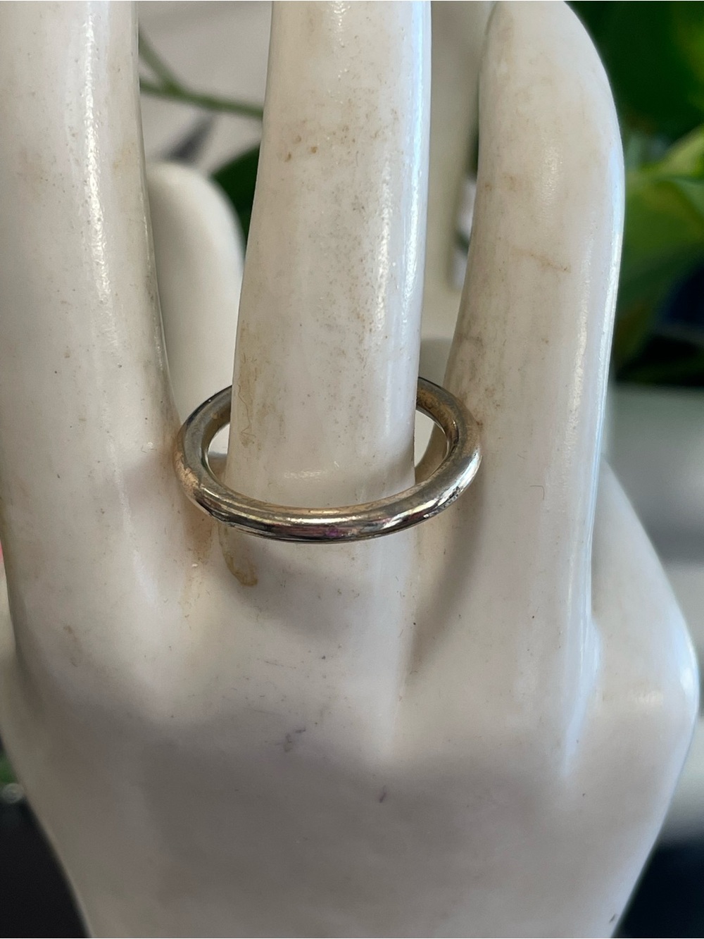 Classic Minimalist Silver Band Ring - Women's Jewelry